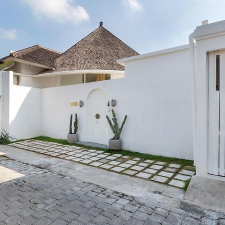 Villa Weiss Berawa ชังกู ภายนอก รูปภาพ