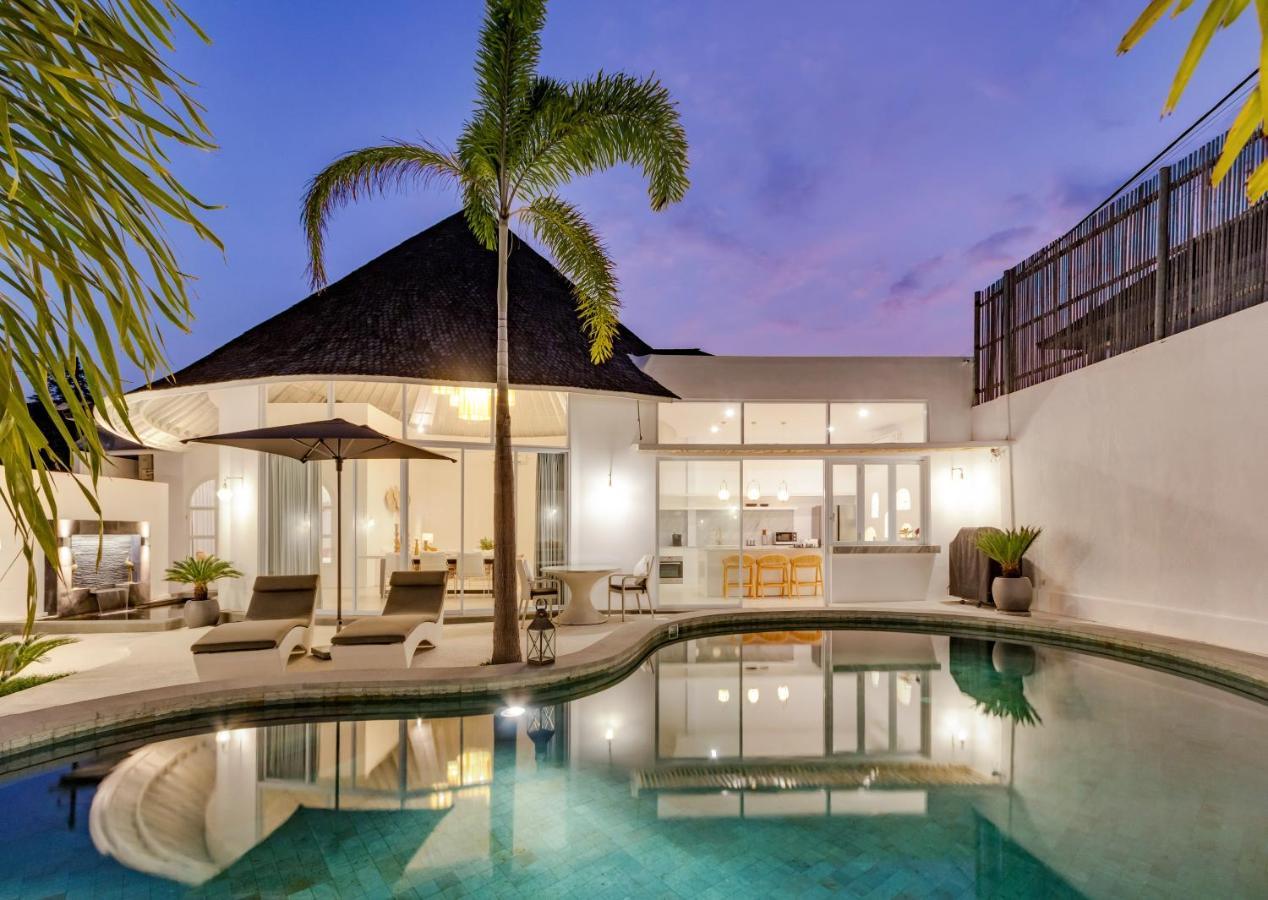 Villa Weiss Berawa ชังกู ภายนอก รูปภาพ