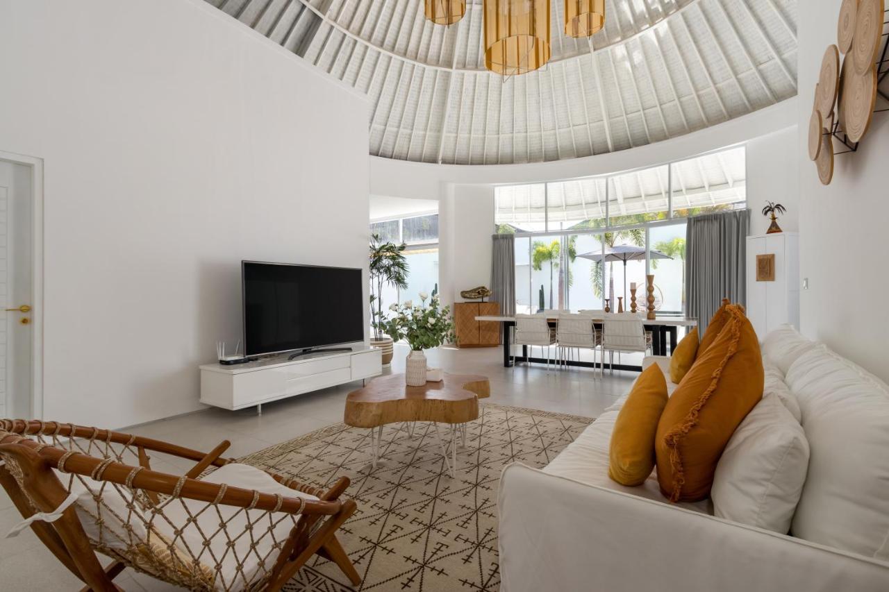 Villa Weiss Berawa ชังกู ภายนอก รูปภาพ